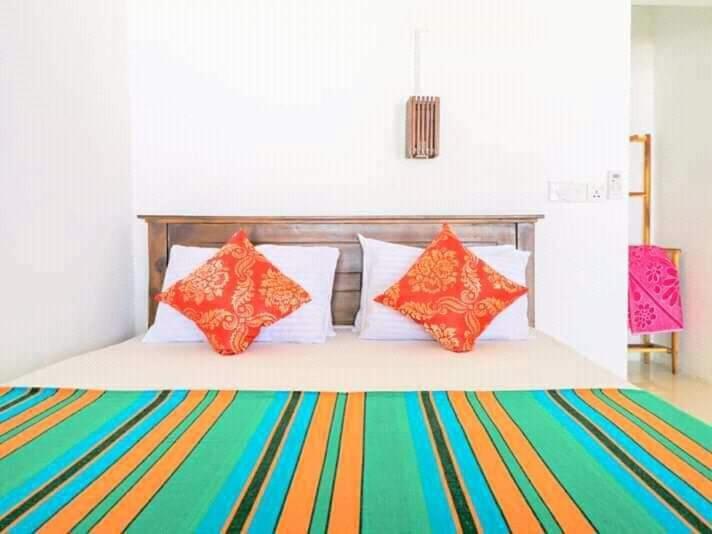 أونا واتونا Mihiripenna Villa Sea Sun المظهر الخارجي الصورة