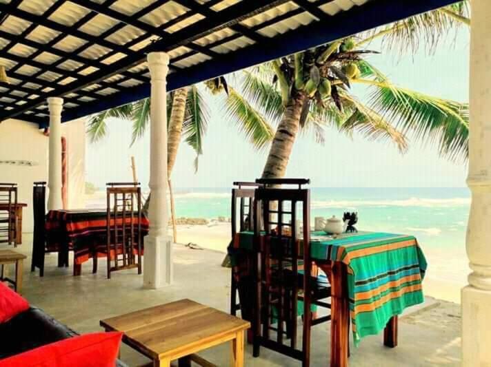 أونا واتونا Mihiripenna Villa Sea Sun المظهر الخارجي الصورة